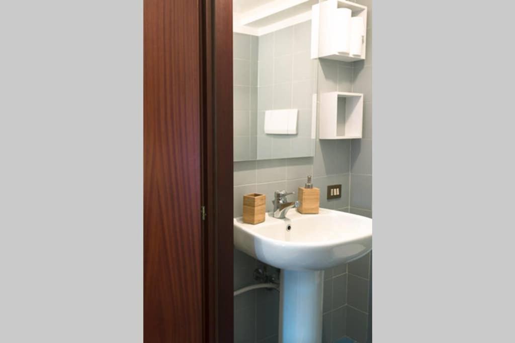 Rialto Apartment With Canal Grande View Βενετία Εξωτερικό φωτογραφία
