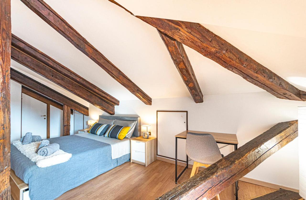 Rialto Apartment With Canal Grande View Βενετία Εξωτερικό φωτογραφία