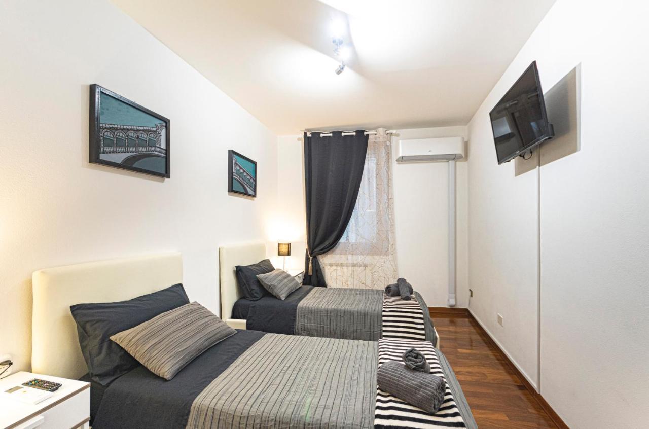 Rialto Apartment With Canal Grande View Βενετία Εξωτερικό φωτογραφία