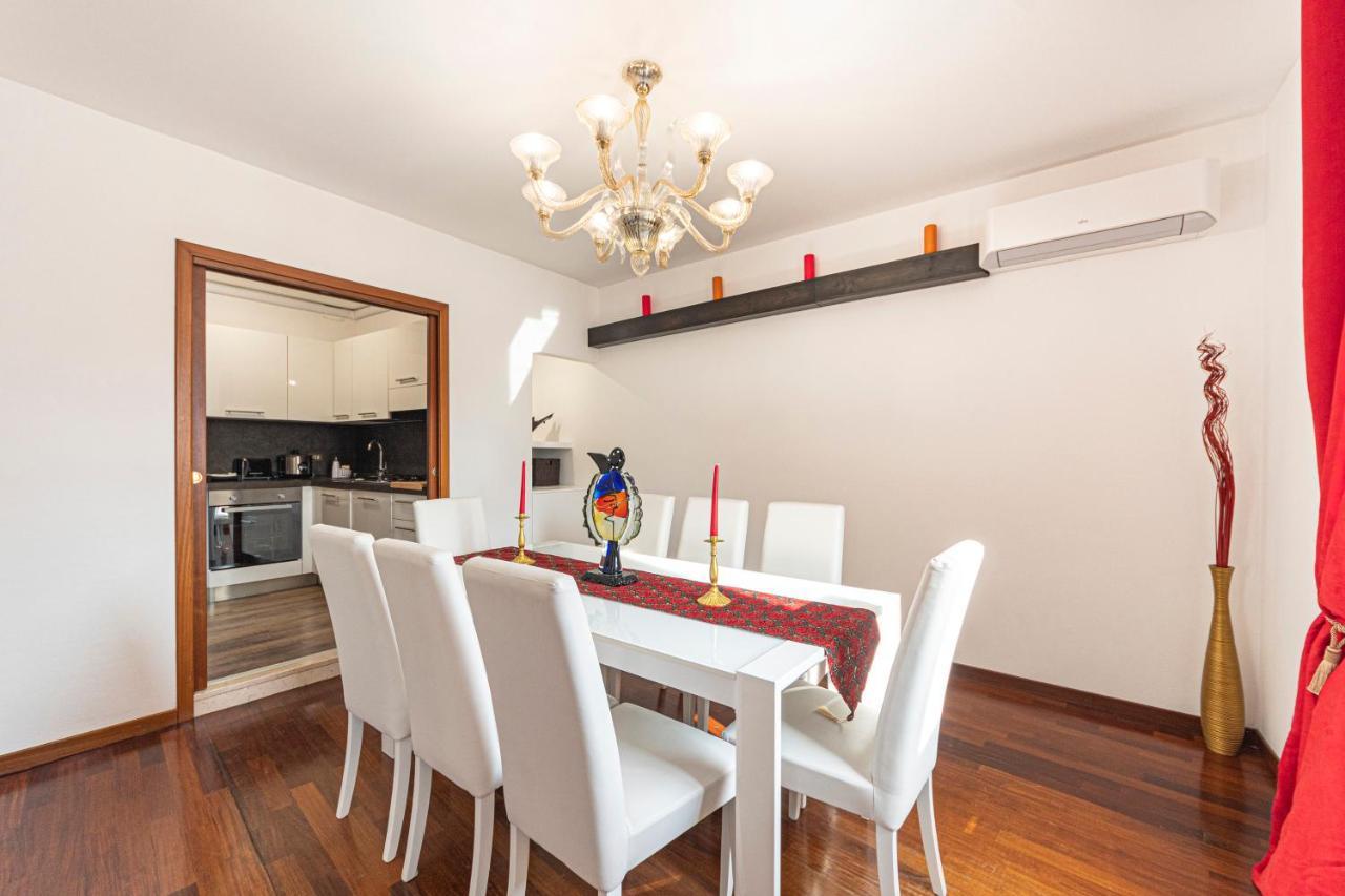 Rialto Apartment With Canal Grande View Βενετία Εξωτερικό φωτογραφία